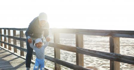 Your tasks as an au pair Au pair with kid waterfront